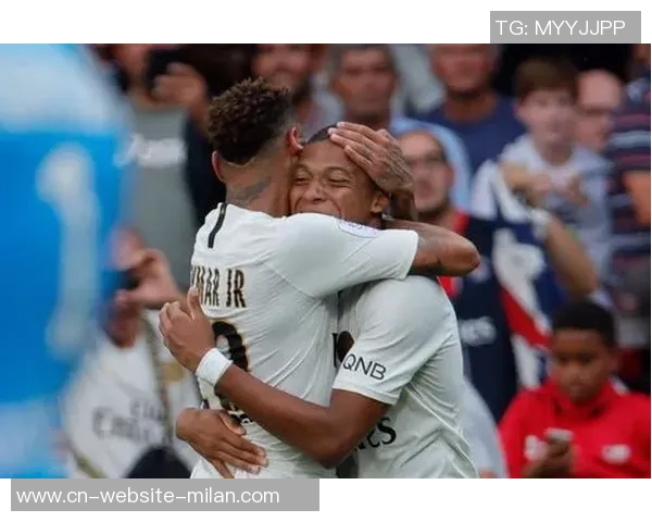 甘冈与斯特拉斯激战正酣谁能在法甲赛场上笑到最后